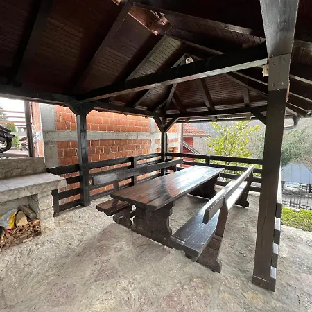 Vikendica Mlinovi 度假居