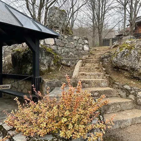 Dom wakacyjny Vikendica Mlinovi *